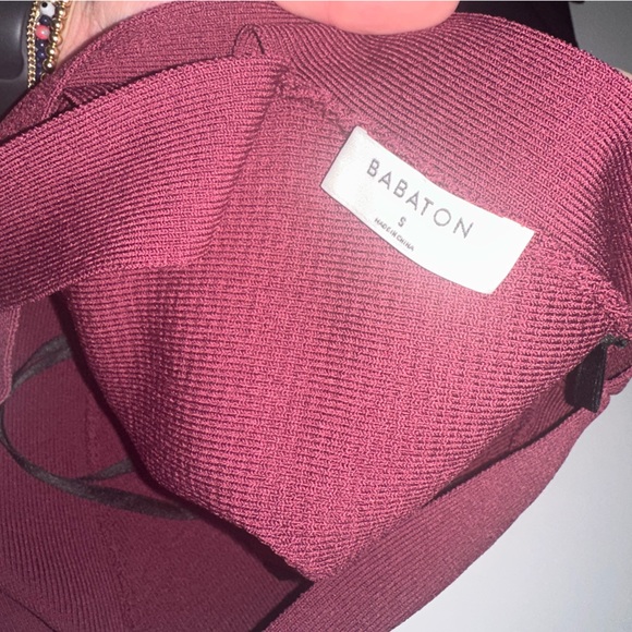 Aritzia, like new, burgundy cross strap top. Babaton size small - Picture 7 of 7